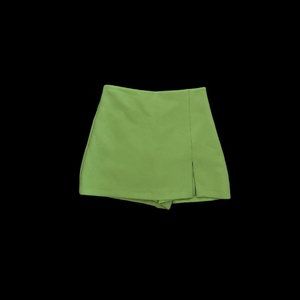 Zara Green miniskirt shorts, new condition